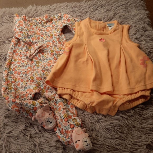 Girls 3-6 month Set - Picture 1 of 9